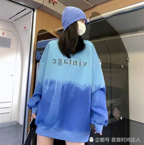 十月一假期怎么穿更时髦ins风卫衣超流行,闺蜜都夸你好看,潮爆了