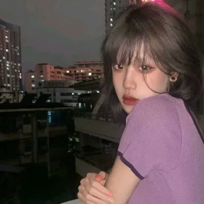 女生头像女孩子最不该做的就是否定自己