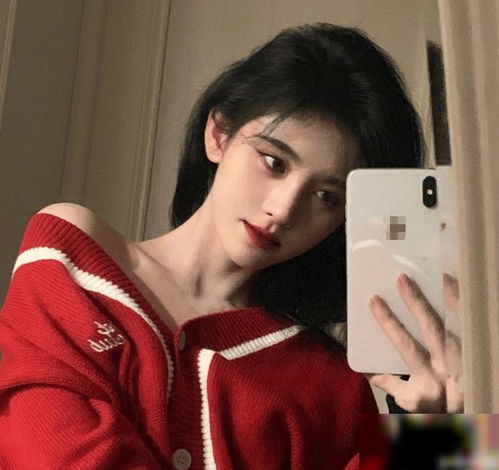 工作室分享赵丽颖湖边大片,镜头拉近,这发量我柠檬酸了