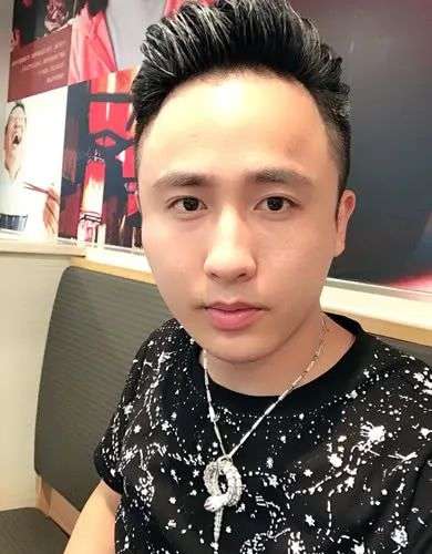 直播带货的辛巴样本