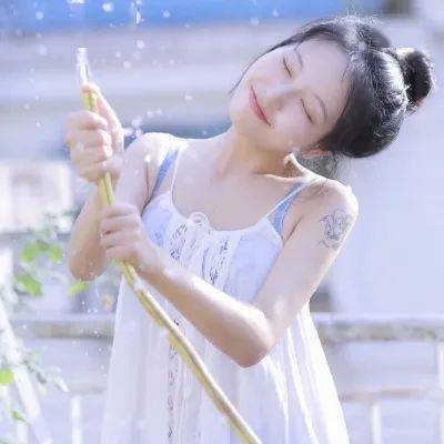女生头像好看的ins森系女头像