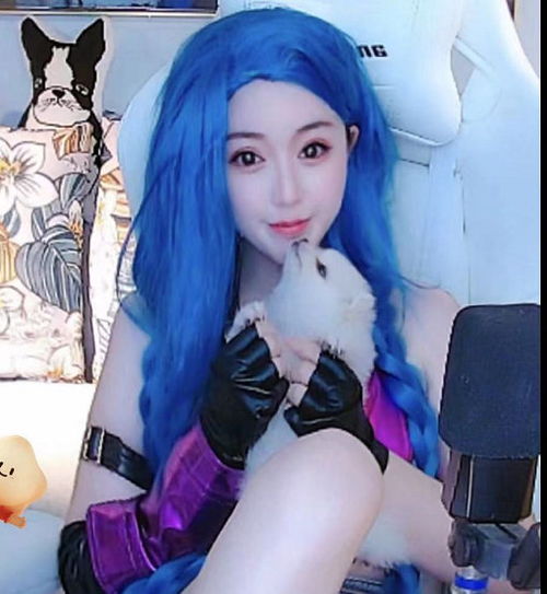 lolm登录上海cj展会,大量美女cos金克斯,鹿早早最有灵魂
