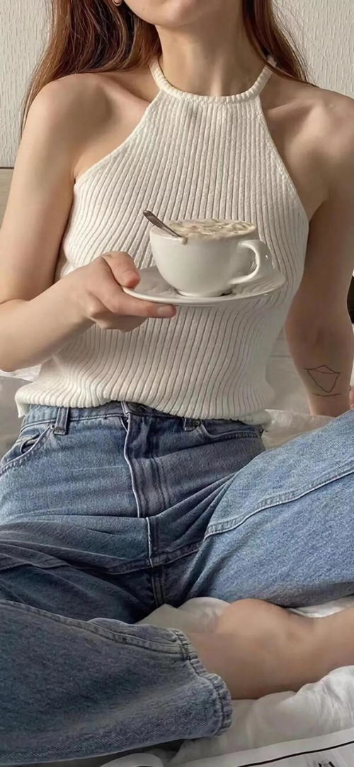 壁纸008期高级感ins美女身材壁纸超清无水印