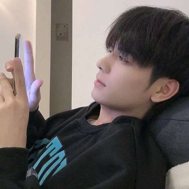 头像ins高级质感男头女生