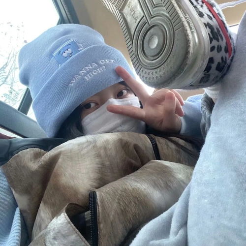 女生头像ins高级质感可爱床尾