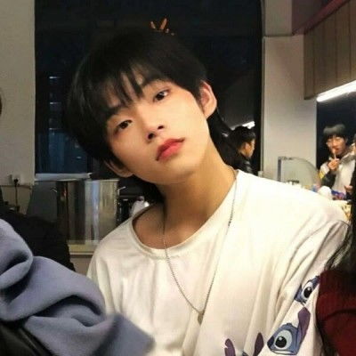 ins风优质女生头像男生