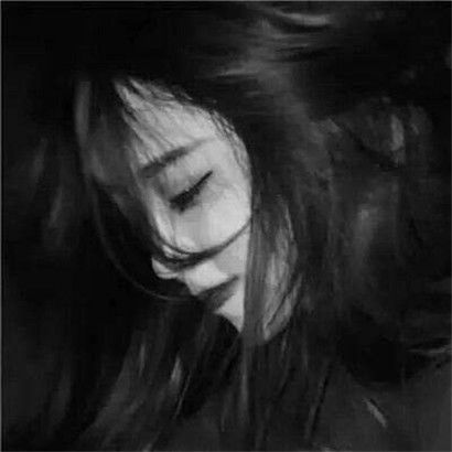 微信头像黑白伤感女生,时光一同苍老与时间赛跑