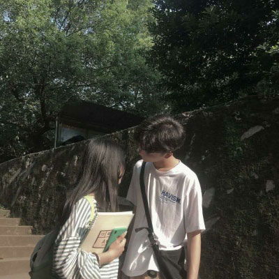 抖音热门暖心情侣头像双人一对高冷不是我的范er