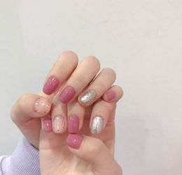 华丽高级的镜面美甲合集,有了它才算是合格的时髦精