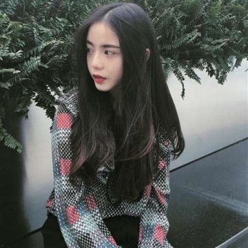 2021最火的高冷范女生微信头像