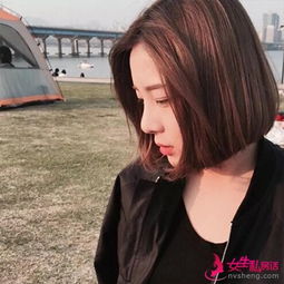 女生头发多适合的发型剪短发更显气质7