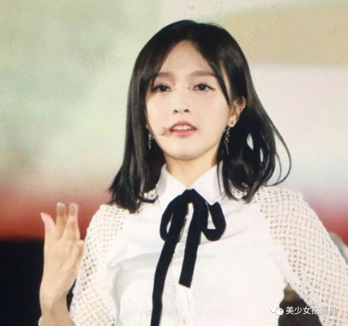 抖音未成年少女炫富整形遭封杀,舞神代古拉自然上位成抖音新晋一姐