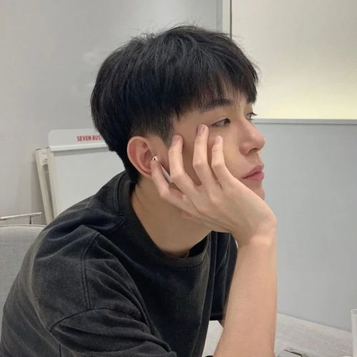 别什么都为别人考虑你也是宝贝你也很重要