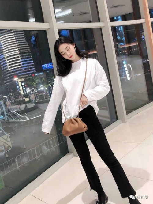 初秋,卫衣搭配直筒裤简约高级,还能提升气质感,美如初恋女友