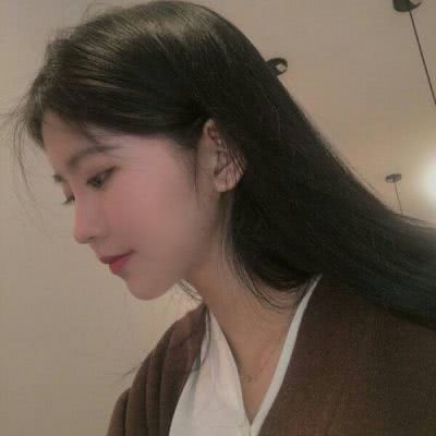 女生突然给你发这3条qq消息兄弟稳住,她将要表白