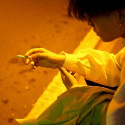 男生伤感头像高清孤独有点失落的比较颓废一点的