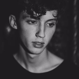 troyesivan那个美丽到一塌糊涂的男生