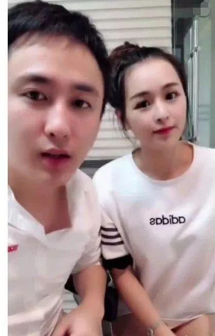 快手4个身价过亿的女人,3个靠男人成名,辛巴靠吃软饭