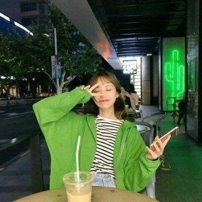 绿色系女生头像最热门绿色系女生头像图片