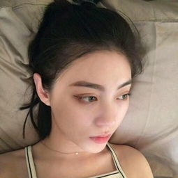 有事做有人爱有所期待清纯时尚迷人女生头像