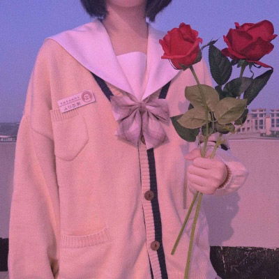女生头像ins高级质感模糊夜空