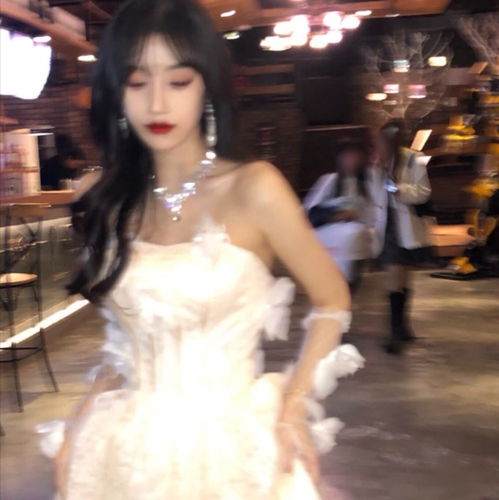 小众女生头像生活不是电影没有那么多的不期而遇