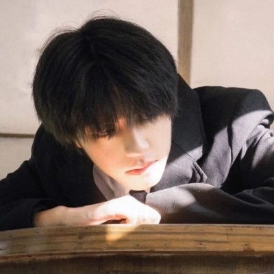 ins丧的渣男头像