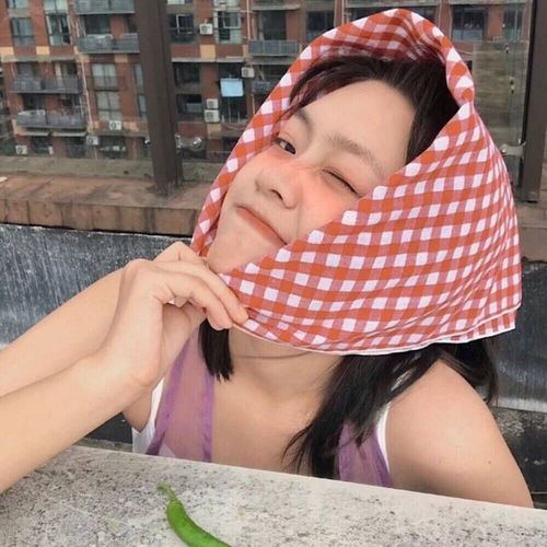 女生头像ins高级质感短句