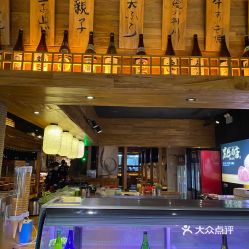 头像女ins高级质感黑色迪士尼商店