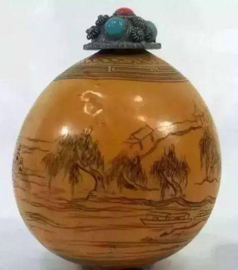 葫芦与鼻烟壶结合,玩出了高级质感