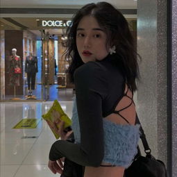背影头像女生唯美漂亮愿做你的社会小恶魔
