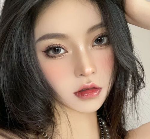 ins高级感女生头像