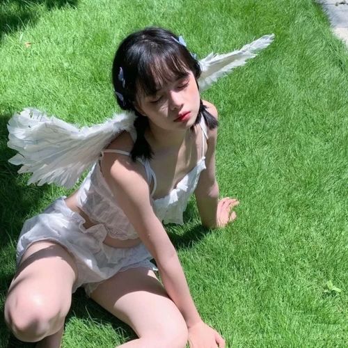 女生头像八千里路云和月