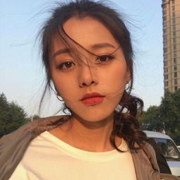 这个女的叫什么名字啊