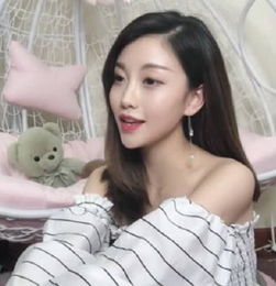 快手最强4土豪辛巴刷两千万仅第三,第一每天为女网红刷20万