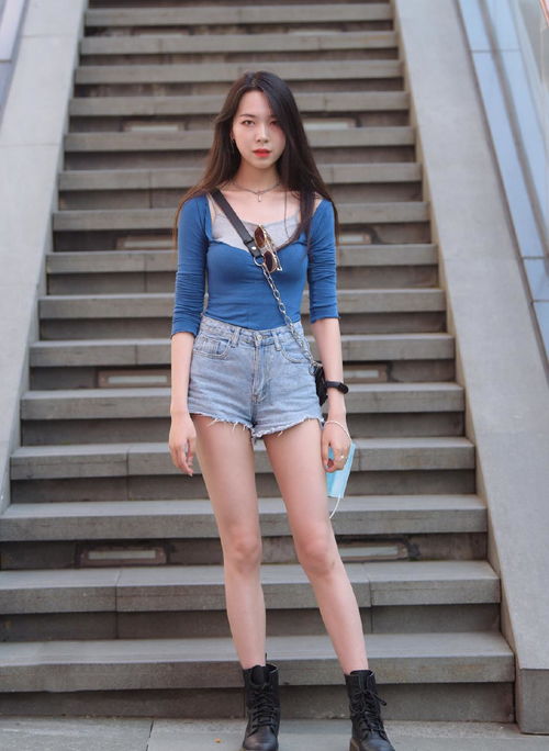 会搭配的女生,短裤也能穿出高级感,演绎出时髦休闲的美