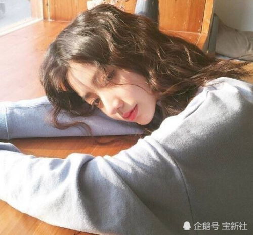 qq头像男女生