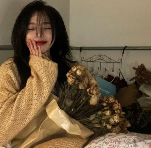 真人女生头像希望你能明白生活的目标从来不是爱情,而是快乐