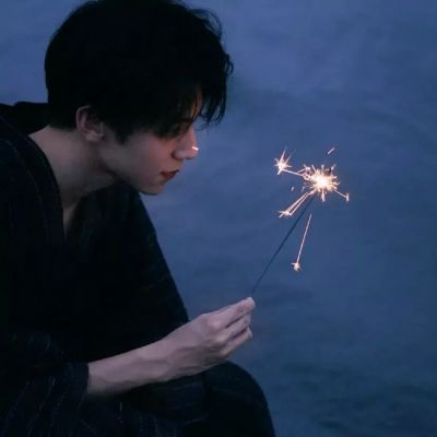 头像男ins高级质感孤独感头像
