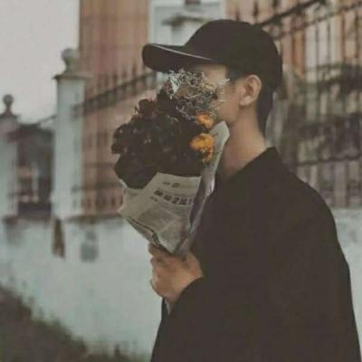 吸引女生的男生微信头像很酷有个性可爱点
