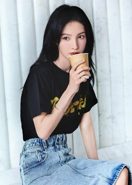 喜欢金晨发牌