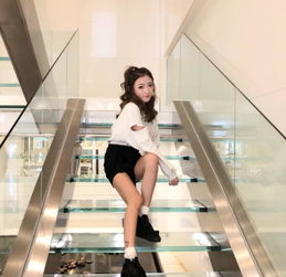 快手红人小伊伊my美伊最新微博生活照网红小伊伊个人图片写真