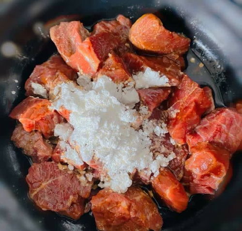 黑椒土豆牛肉饭,椒香浓郁,美味可口