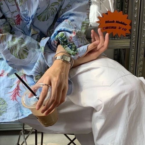 头像ins高级质感小众恐婚症