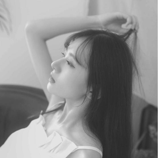 抖音非常火的句子小三是个好东西,她带走了不爱你的狗东西