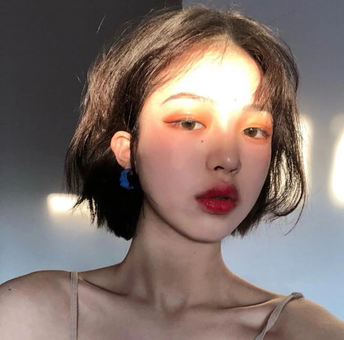 女生头像你就像是我年少时偷吻到的露珠