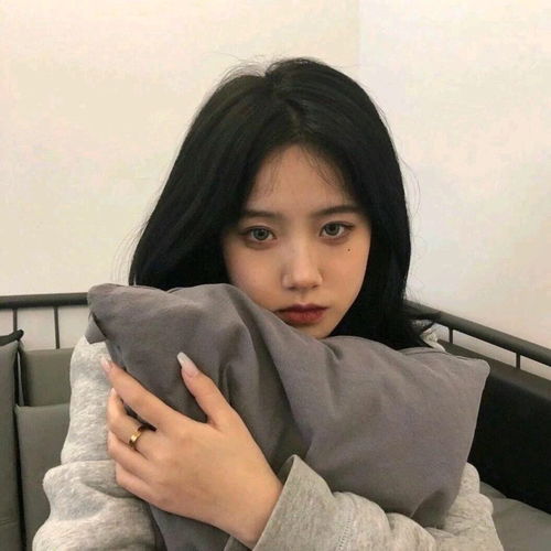 ins招桃花女生头像