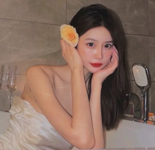 ins入股不亏的女生头像