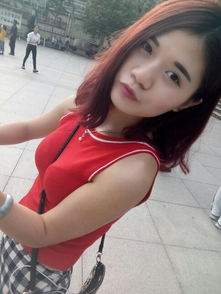 如果你的男朋友老是在快手美拍上看美女,还当着你面说那个好看那个身材好,然后说你怎么越来越难看了,你