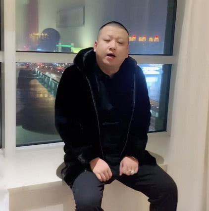 快手5网红直播收入排名散打哥大降,张二嫂第三,第一无人不服
